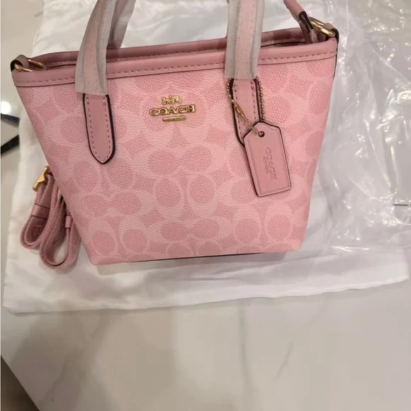 Coach Chain Bags Wallets - Picture 3 of 8